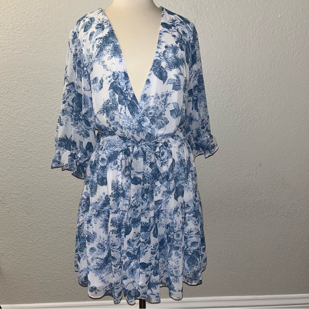 Halogen Blue Floral Summer Dress Quarter Sleeve Waist Tie V Cut Neckline XL